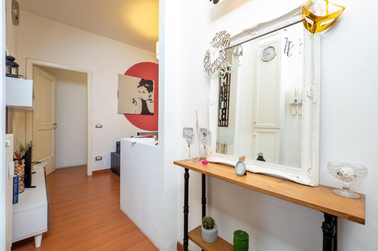 Navigli Apartment- Hosted By Sweetstay Milano Esterno foto